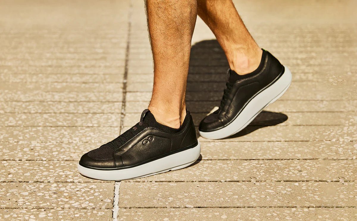 Oofos Sandals Men's Club+ Black - Image 2