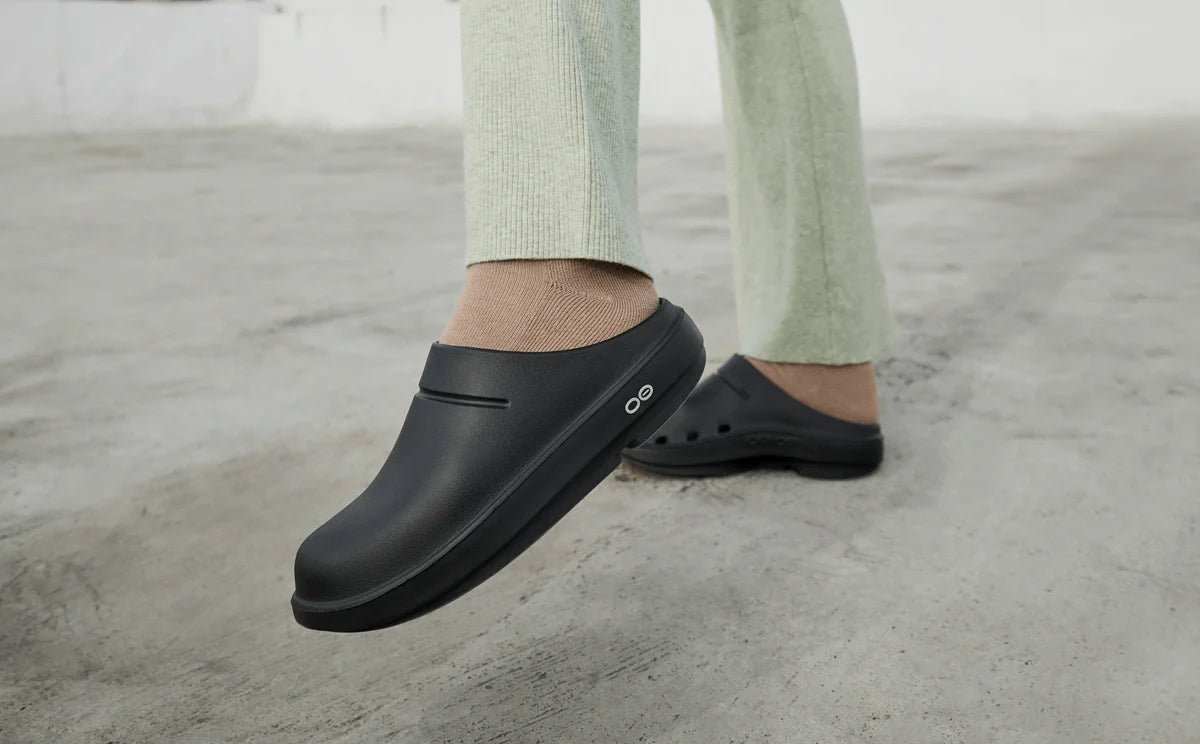 Oofos Sandals Women's OOcloog Clog - Black - Image 6