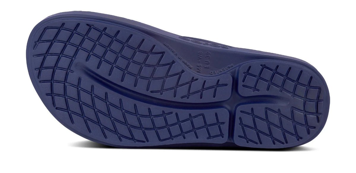 Oofos Sandals Men's OOriginal Sandal - Navy - Image 7