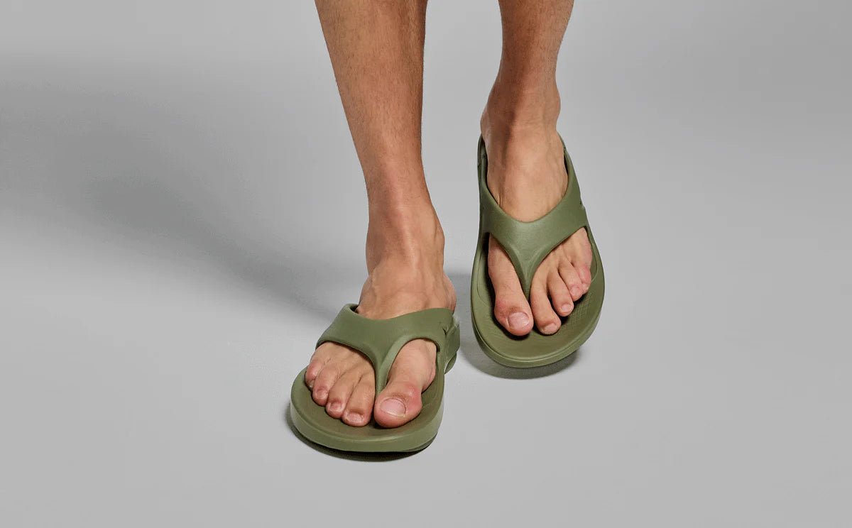Oofos Sandals Men's OOriginal Sandal - Foliage (SALE) - Image 8