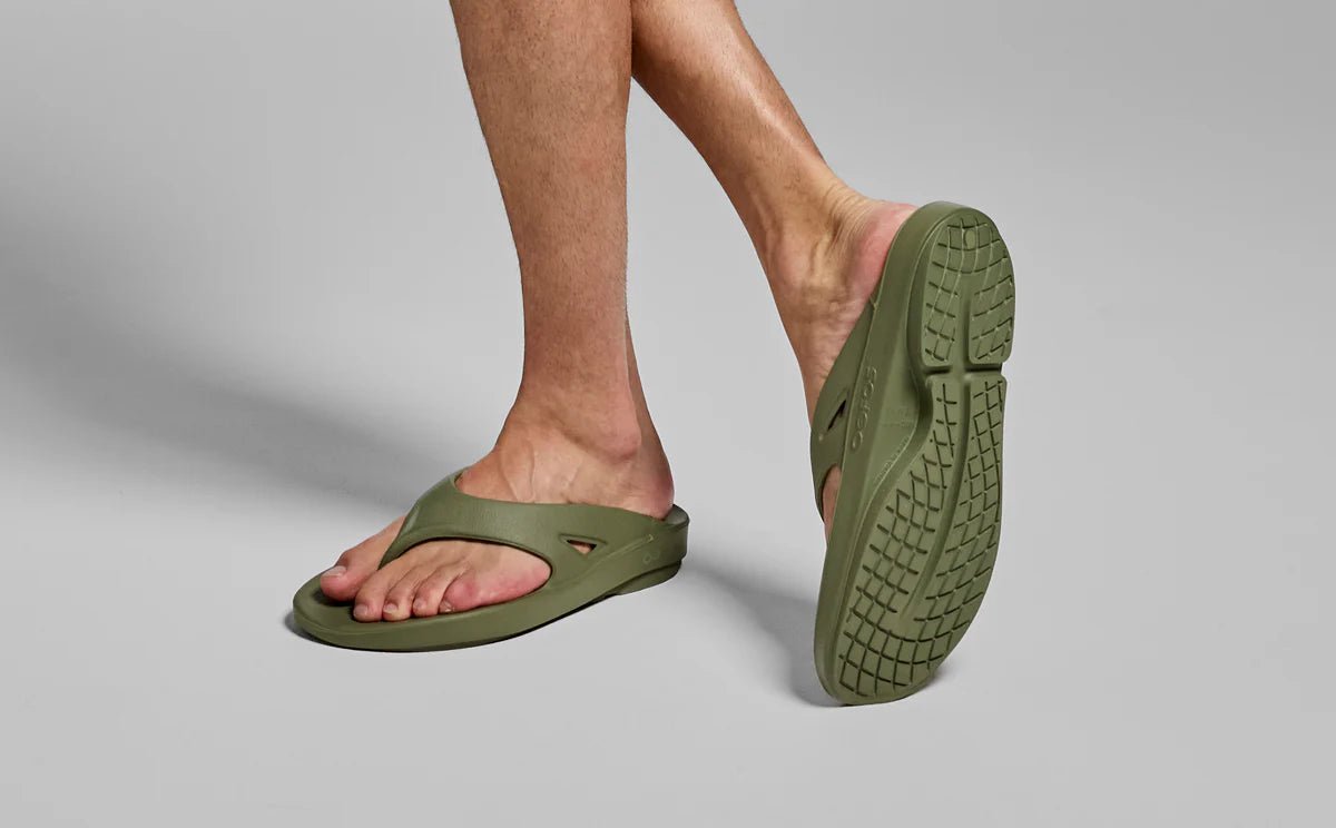 Oofos Sandals Men's OOriginal Sandal - Foliage (SALE) - Image 9