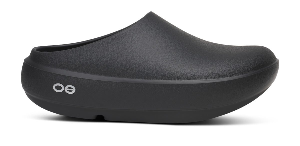 Oofos Sandals Men's Cloog PLUS Clog - Black - Image 2