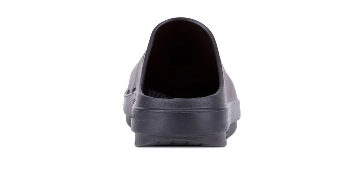 Oofos Sandals Men's OOcloog Clog - Black - Image 5